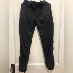 Dance studio Pants with drawstring waist & hem. Authentic Lululemon